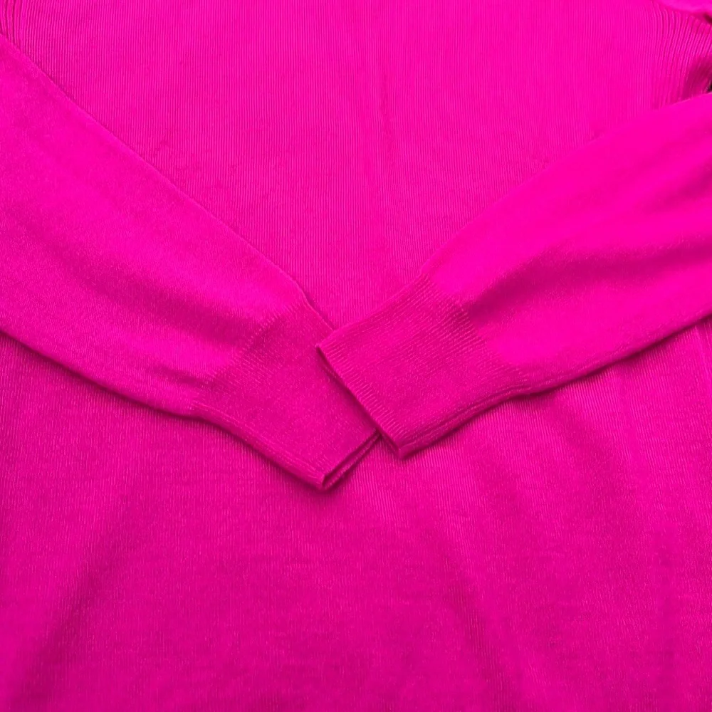 J Crew Crew Neck Pull Over Merino Wool Blend Sweater in Hot Pink Size‎ S